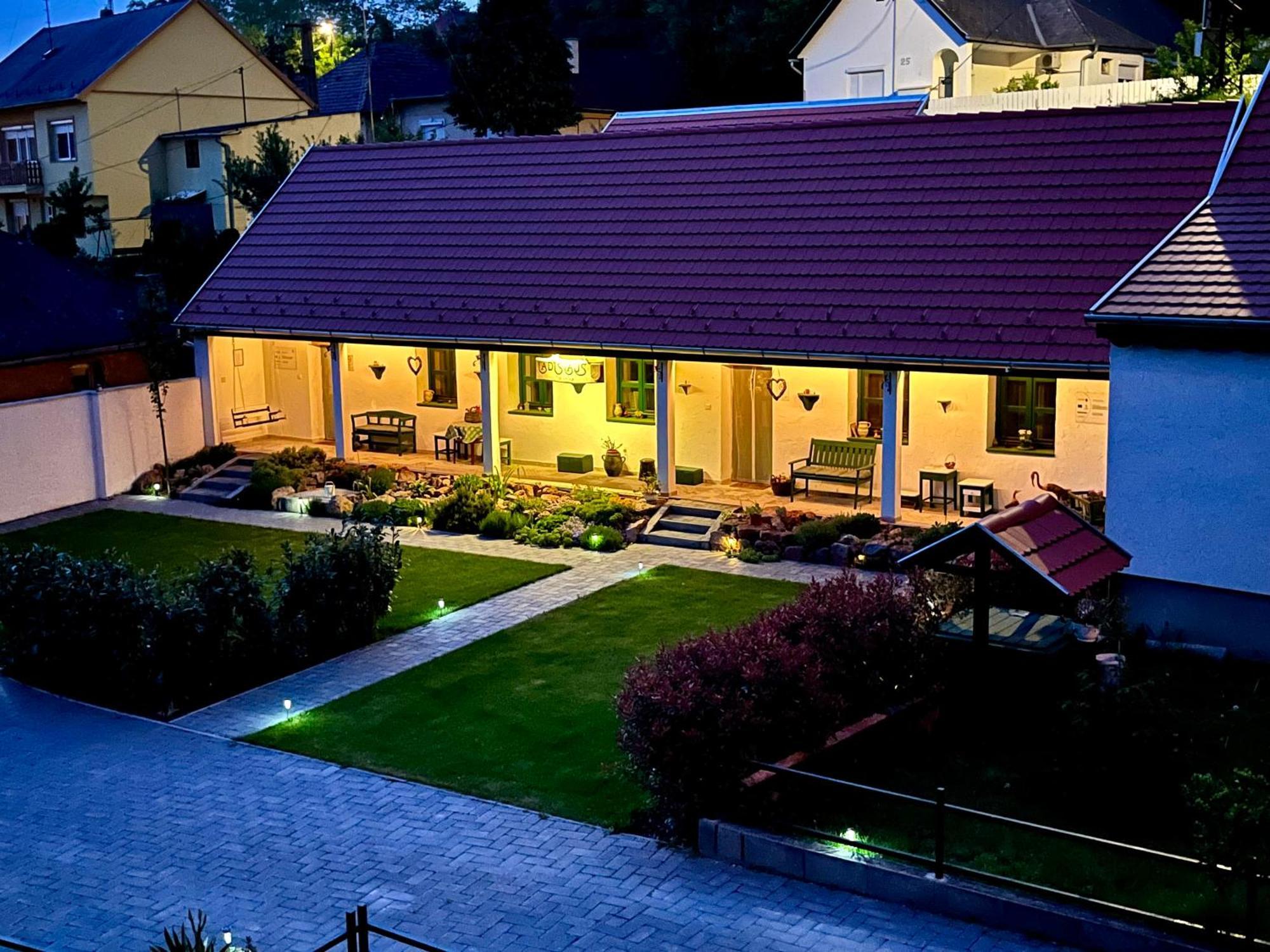 Ladislaus Schnaps-Haus Falusi Vendégház Csolnok Exterior foto